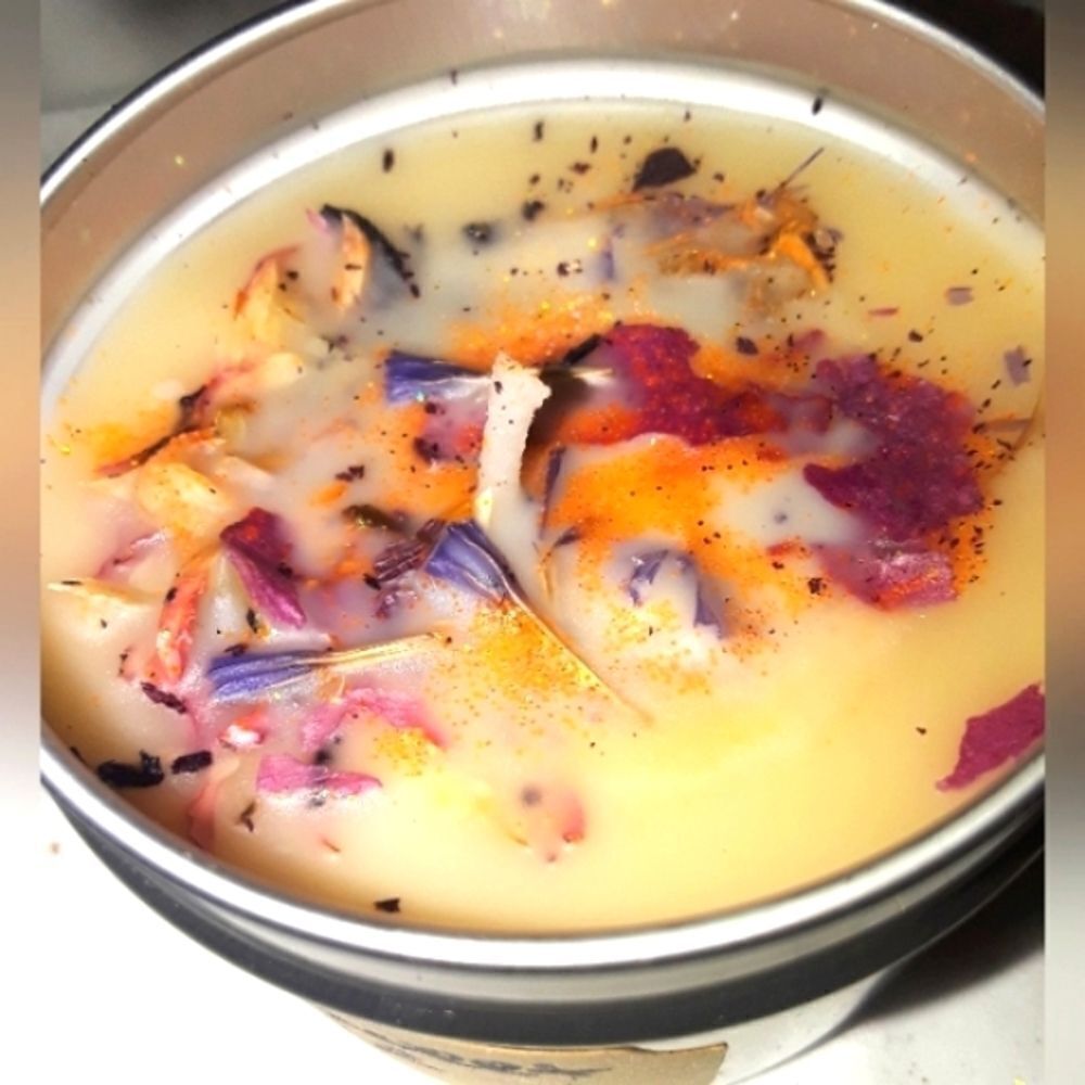 Hand crafted limited edition relaxing Citrus natural candle